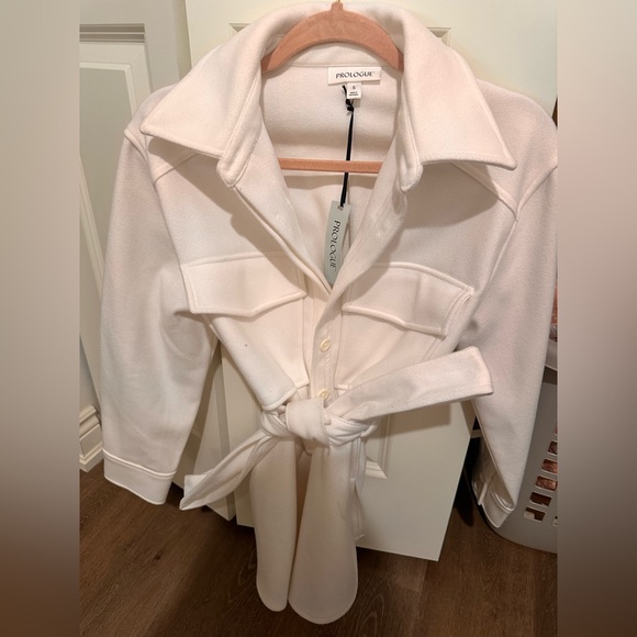 Brand new women’s coat - Picture 2 of 6